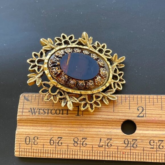 Vintage Gold Tone Root Beer Glass Victorian Style Brooch Filigree Dimensional - Picture 6 of 10